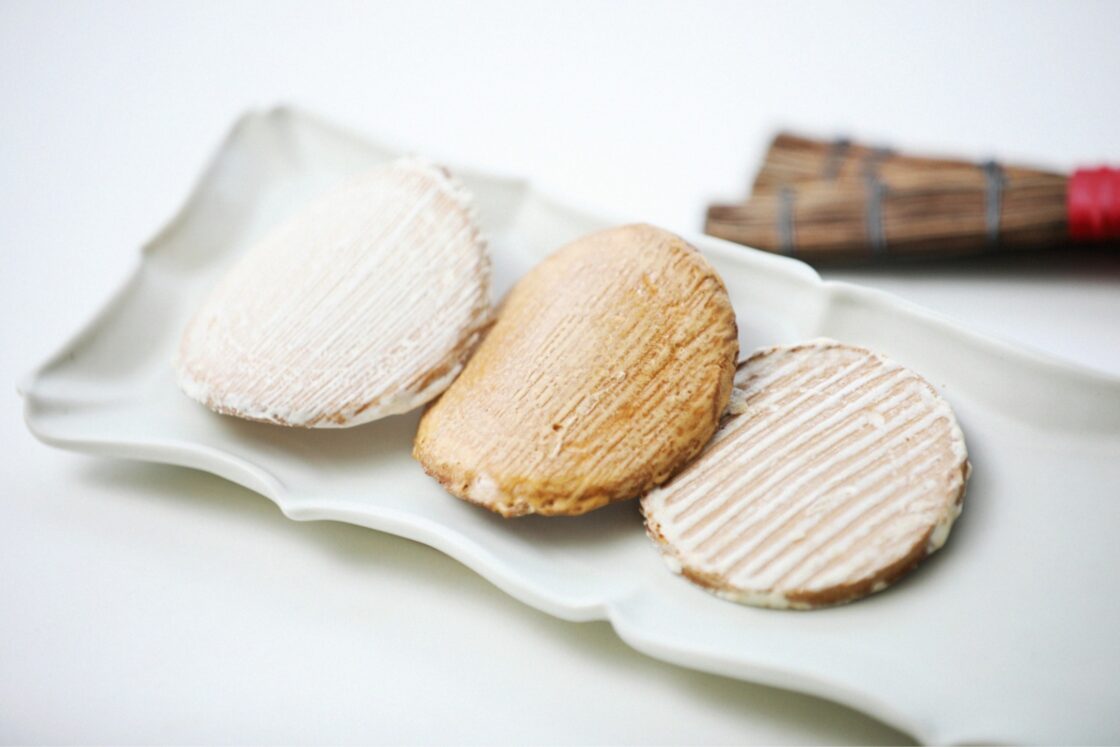 江戸時代の保存食が起源とされる臼杵煎餅